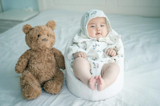 阜阳宝宝吃不饱母乳的症状